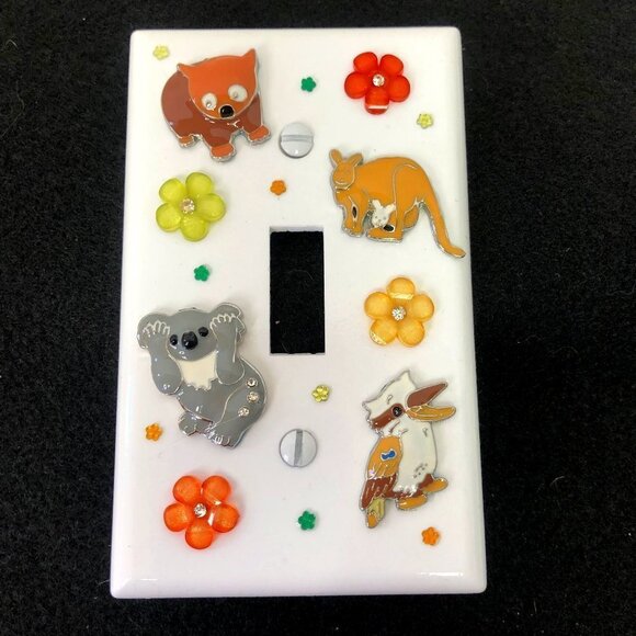 💕2/$25💕 Australian Animals Light Switch Plate Cover Handcrafted - Picture 1 of 1